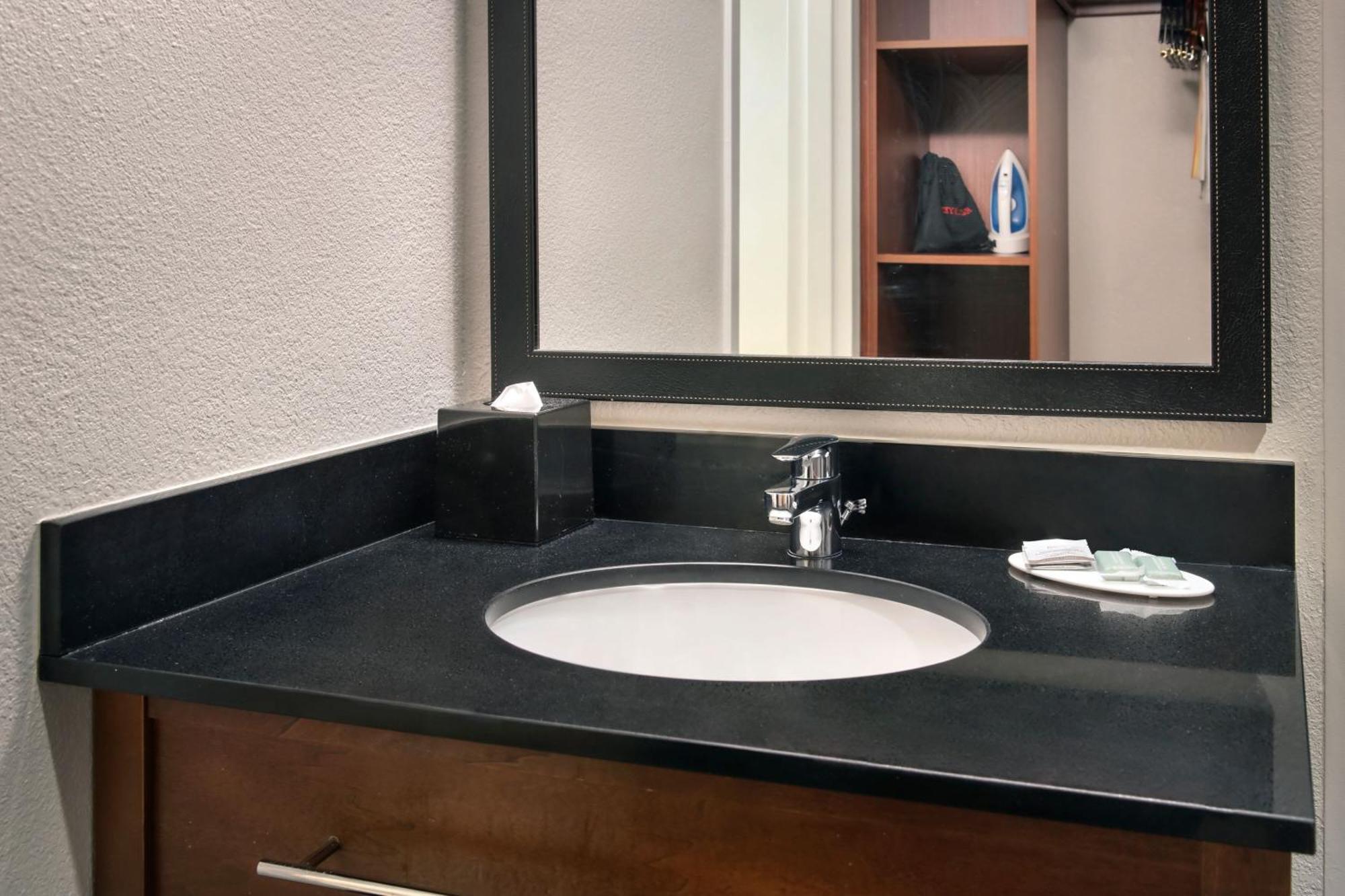 Fairfield By Marriott Inn & Suites Wallingford New Haven المظهر الخارجي الصورة